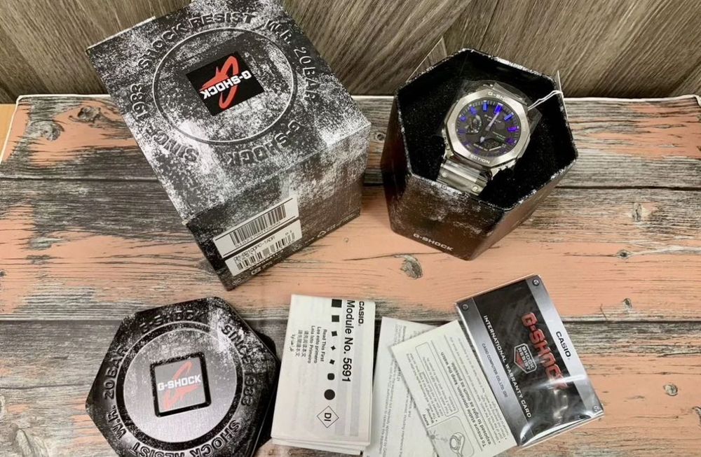 Мужские часы наручные Casio G-Shock GM-B2100PC-1A