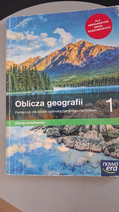 Podręcznik z geografii, 1 kl.liceum i technikum podstawa
