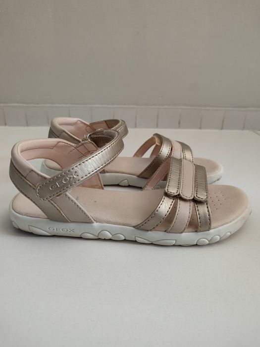 Sandały dla dziewczynki Geox 33