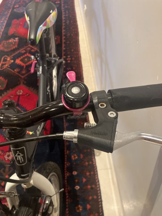 Bicicleta btwin roda 24, mudanças Shimano, em muito bom estado