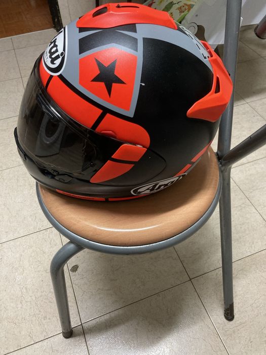 Capacete arai tamanho M