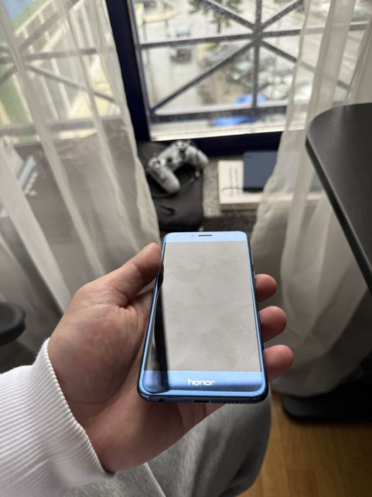 Telemovél HUAWEI Honor8