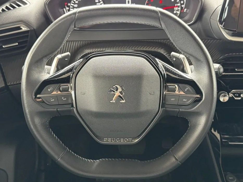 Peugeot 2008 1.5 BlueHDi Allure EAT8