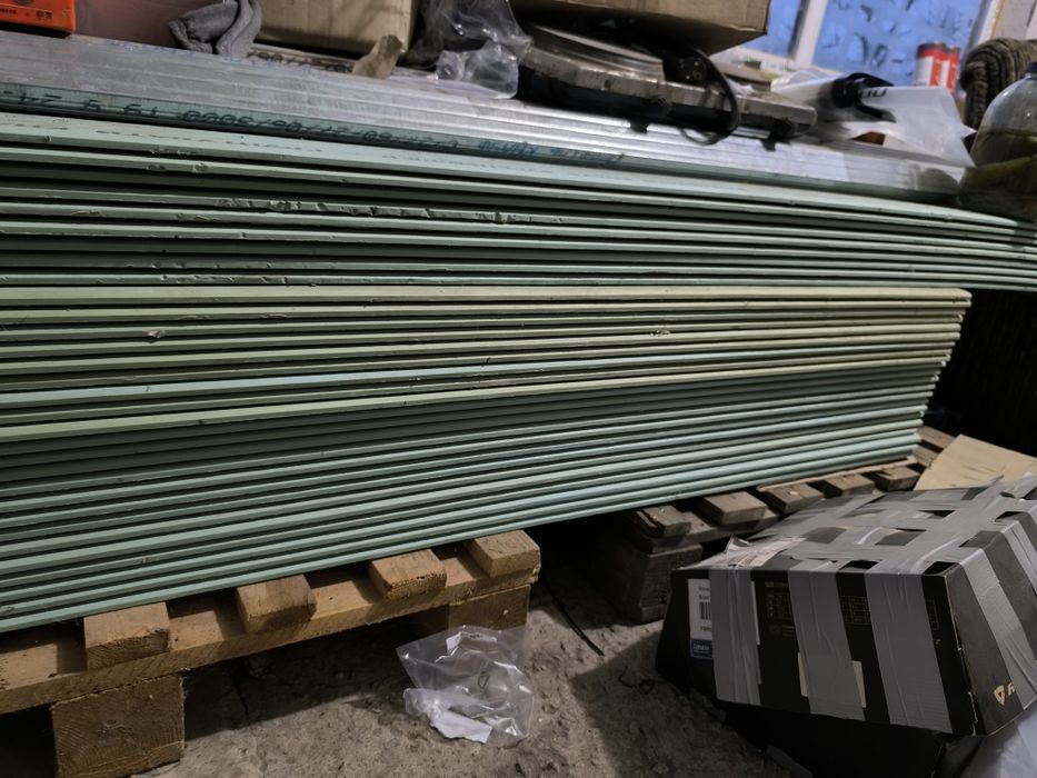 Гипсокартон KNAUF влагостойкий стеновой 2500х1200х12,5 мм , 3000х1200х