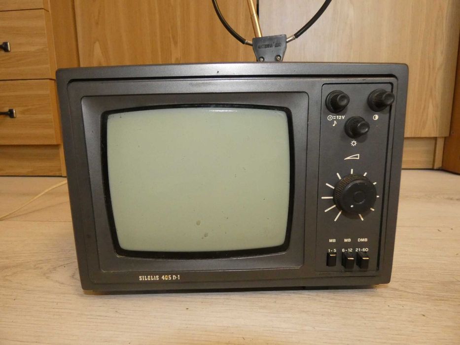 Telewizorek firmy SILELIS  405  D1