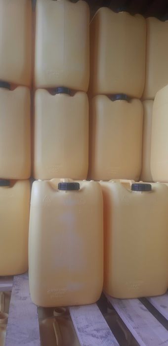 Kanister 30 L czysty z korkiem