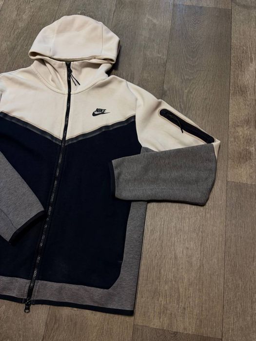 Nike tech fleece