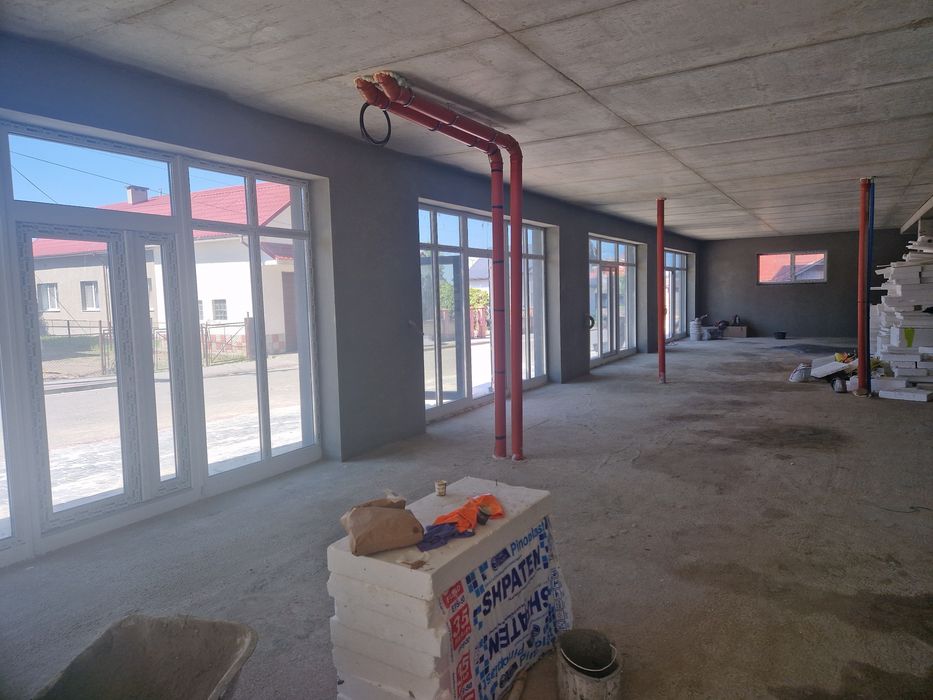 Продаж комерційних приміщень в новобудові в м.Снятин