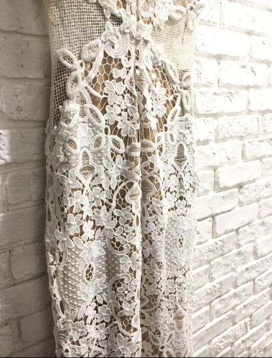 Випускна сукня біла