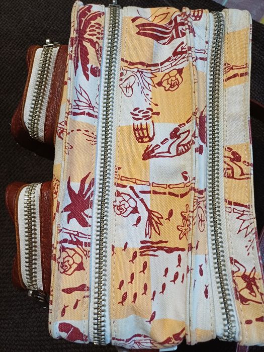 Сумка Dr.Martens Agyness Deyn   кожа