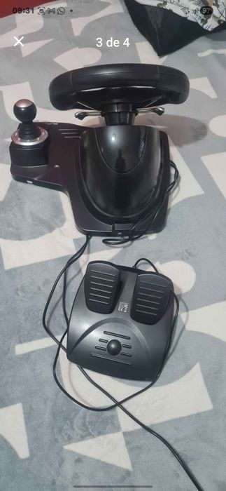 Volante +pedal para ps4