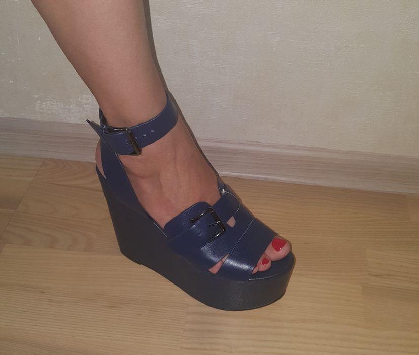 Босоножки Vitto Rossi кожа 38,5 - 39размер.