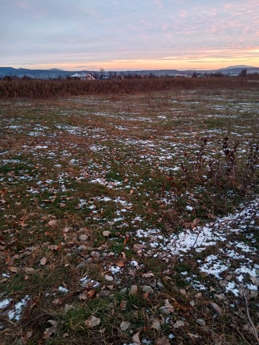 Продам участок в с. Білки під будівництво