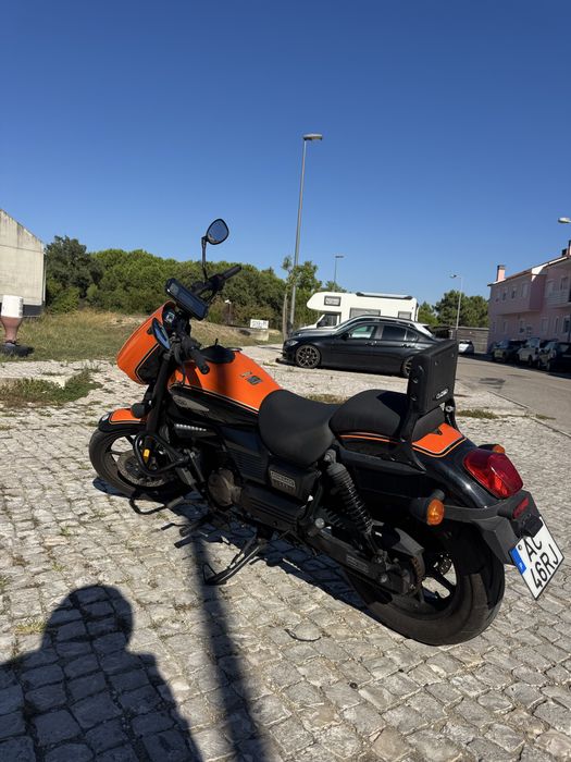 Mota UM Renegate  125cc - 11.275 km