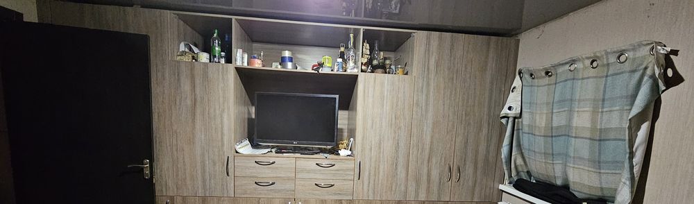 Продаётся дом.        .