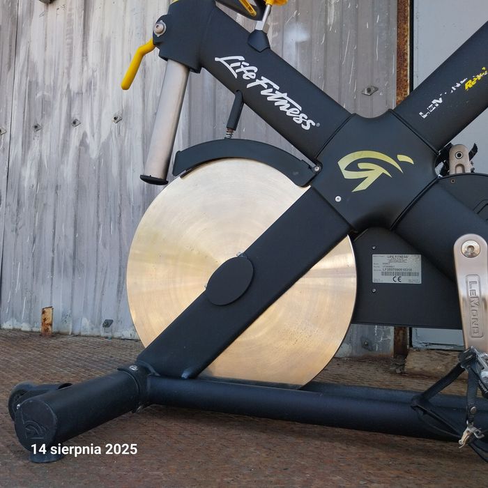 Rower spiningowy Life Fitness,  ostre koło zamachowe 21 kg