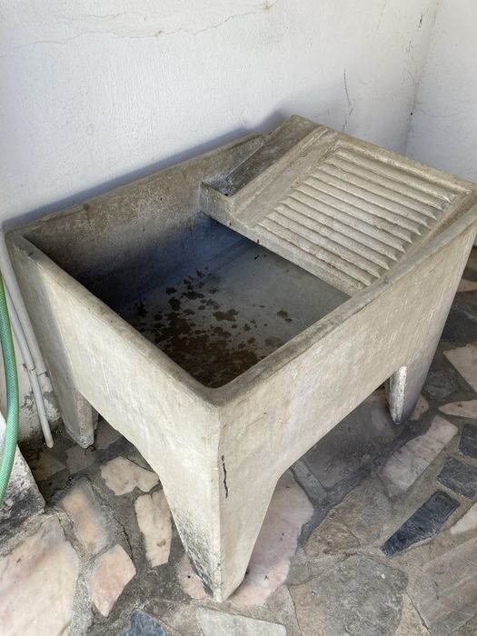 Tanque lavar roupa em cimento