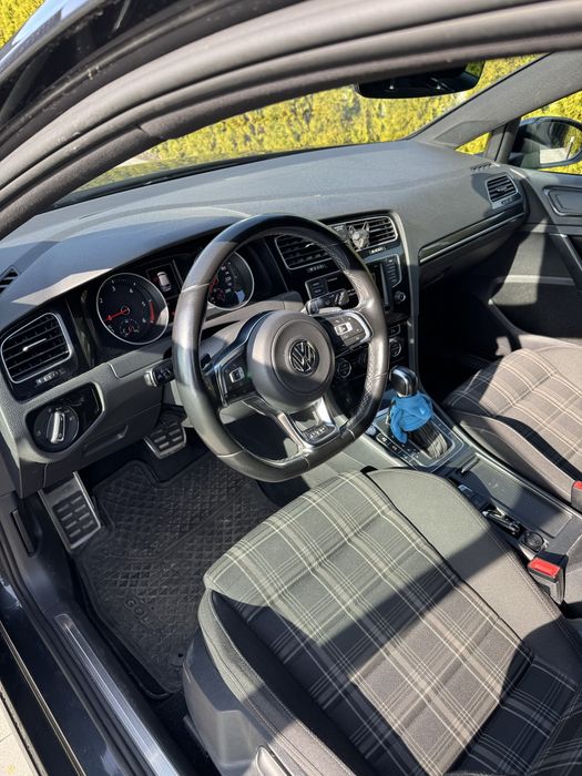 Sprzedam VW golf 7 GTD