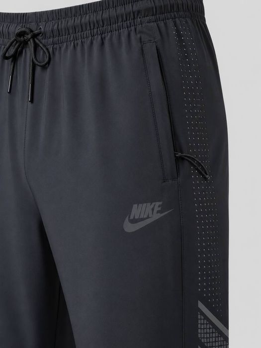 Літні штани Nike,мікрофібра,стрейч,плащівка.Легкі та невагомі.