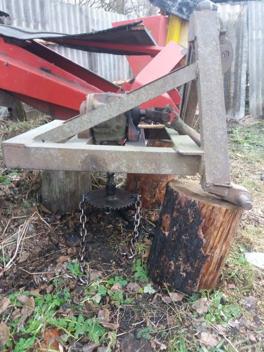 Продам трактор із навісним обладнанням