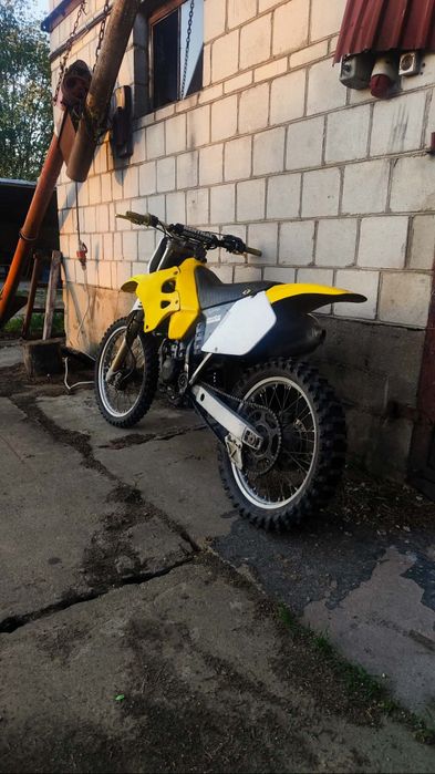 Suzuki RM125 2000
