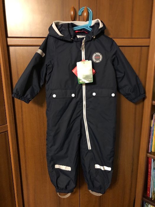 Демисезонный комбинезон Reima