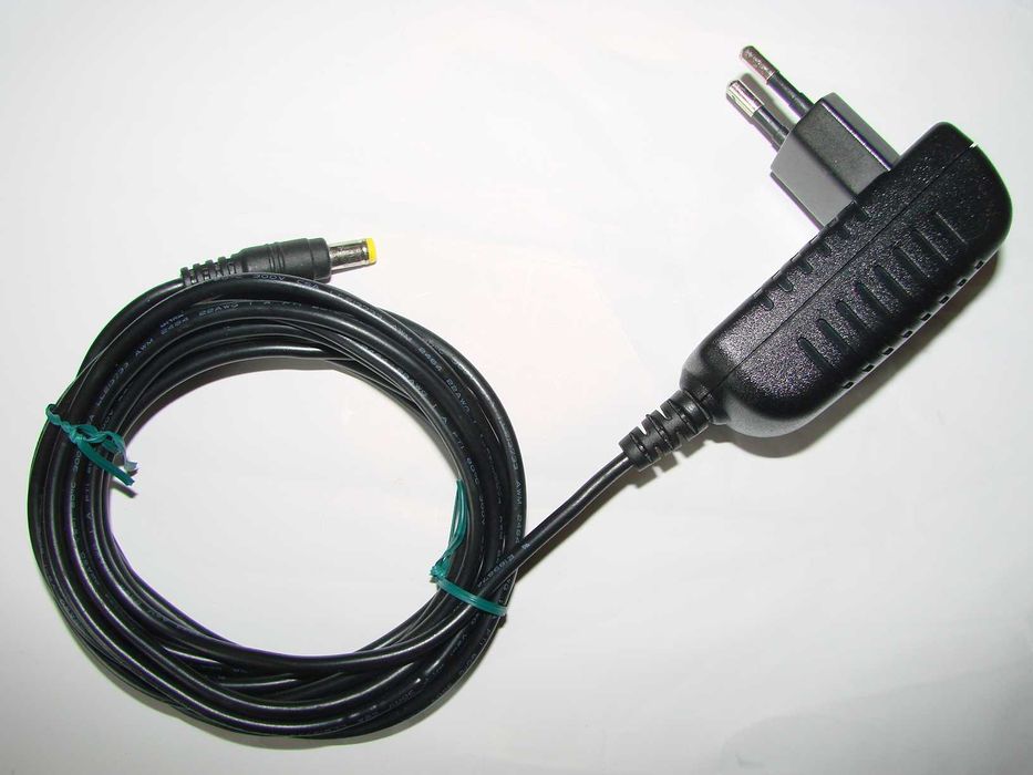 Блок питания, сетевой адаптер AMIGO 5 V - 1 A; AC/DC Adaptor 12 V – 0,6 A