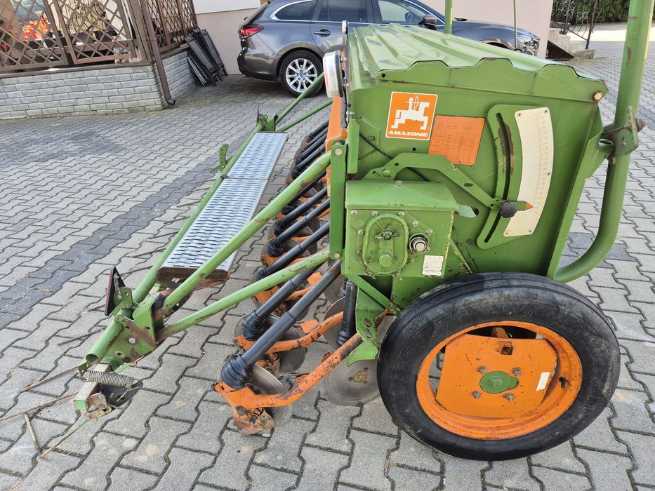 Siewnik zbożowy Amazone D8 3m Special  talerzowy