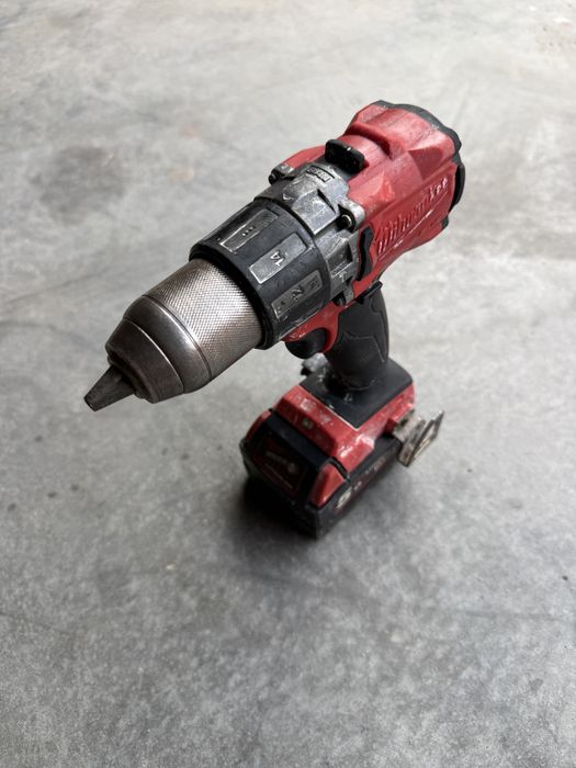 Wiertarko wkrętarka udarowa Milwaukee M18 FPD2