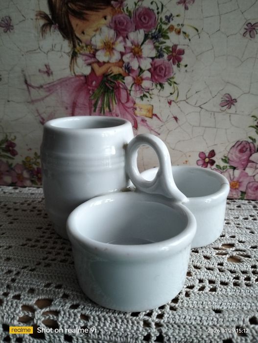 Porcelanowy przyprawnik lub przybornik na biurko