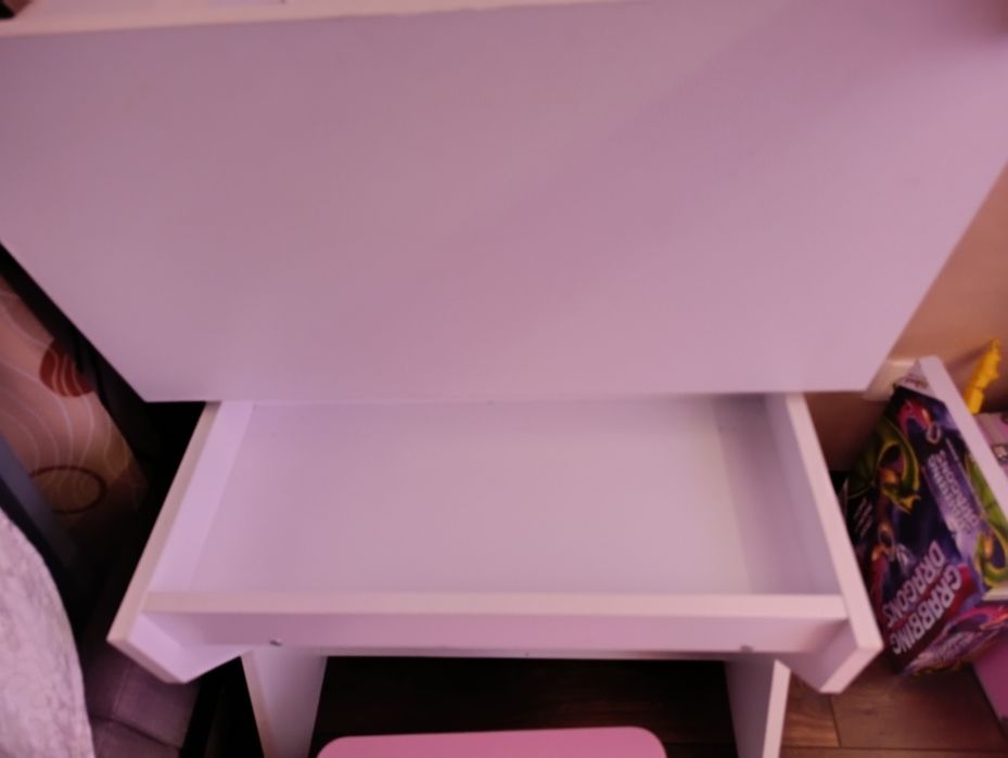 Детская парта со стульчиком