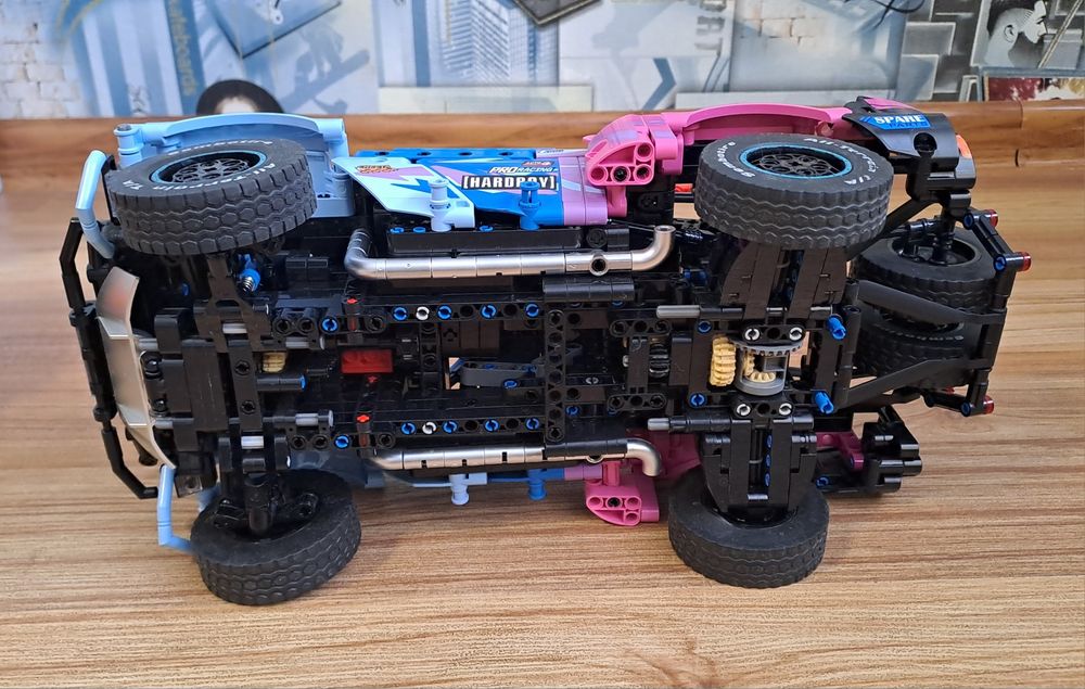 Конструктор лего Sembo Baja 1000 Trophy Truck