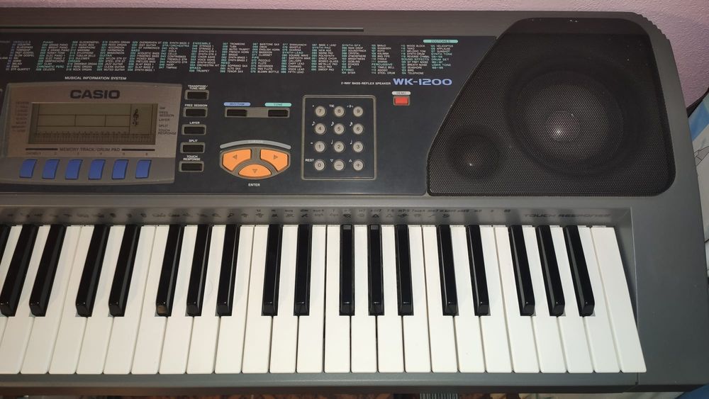 Teclado Casio WK-1200