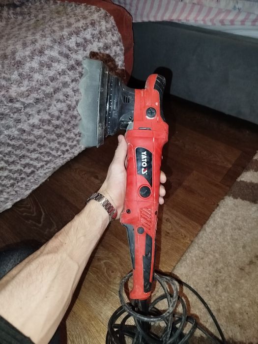 Полірувальна машинка Yato , використовував 1 раз