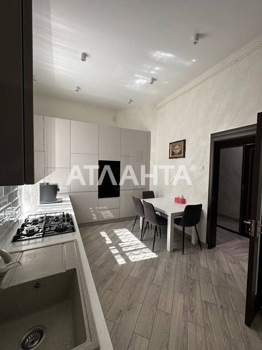 3 км квартира в  ЦЕНТРІ міста