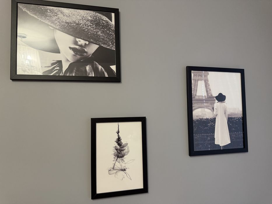 Plakaty obrazy w czarnych ramkach