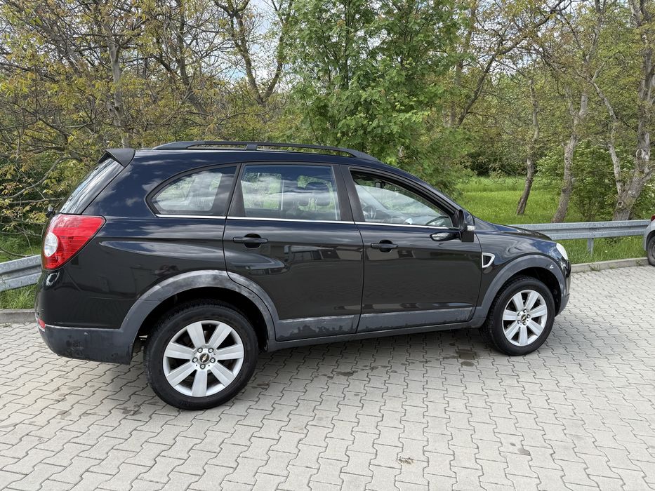Chevrolet Captiva 2.0D 2006 czarny automat 7 osobowy