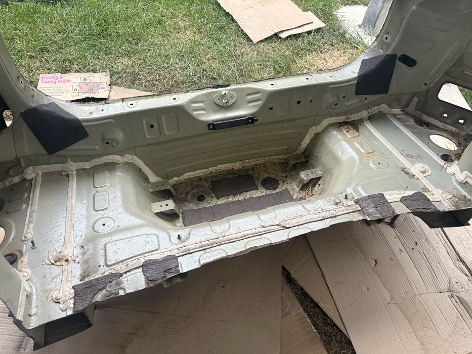 Четверть Задня частина Kia EV6