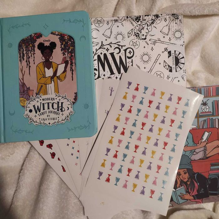 Modern Witch Tarot Journal + OFERTA