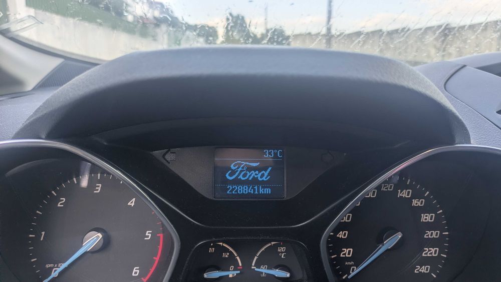 Carrinha Ford C MAX