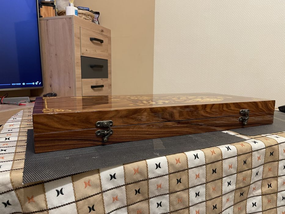 Нарди з бурштиновою аплікацією