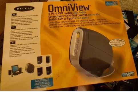 Omniview 4-Port KVM Switch64354230357633120