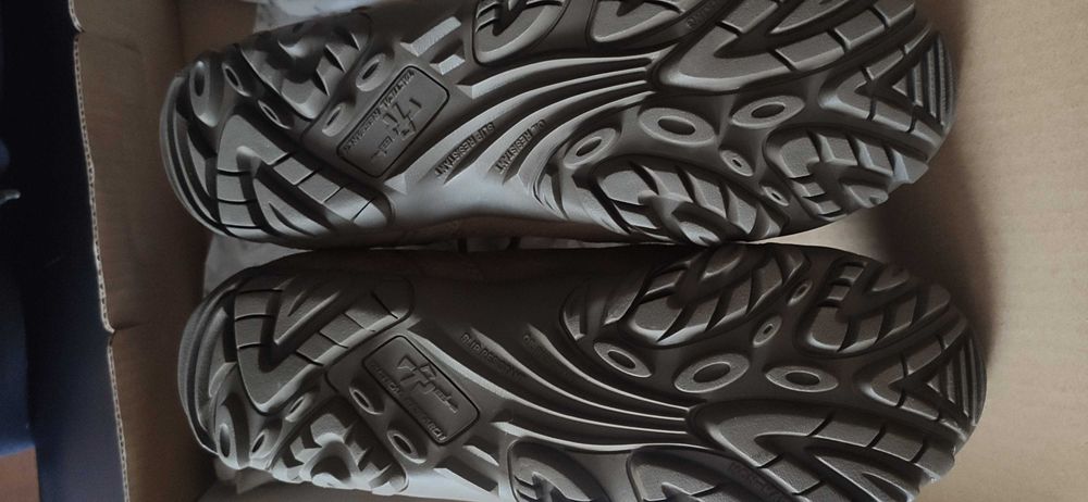 нові Берці tactical research