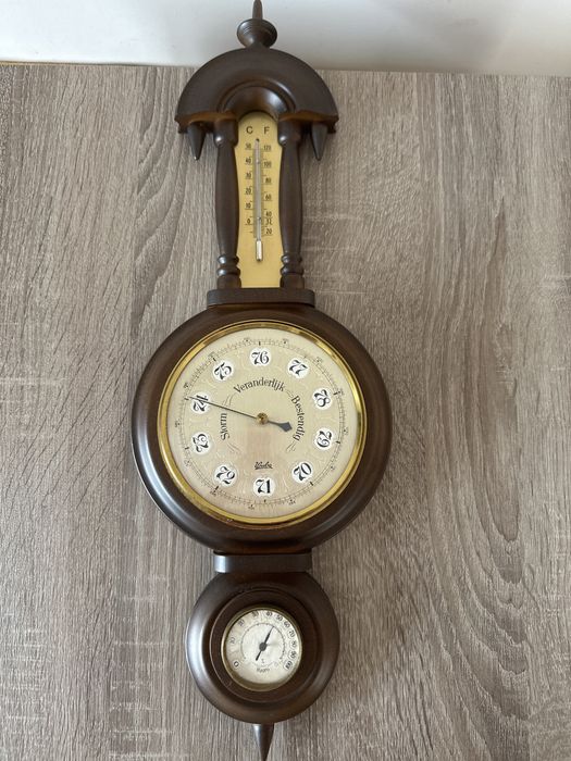 Барометр с гигрометром и градусником