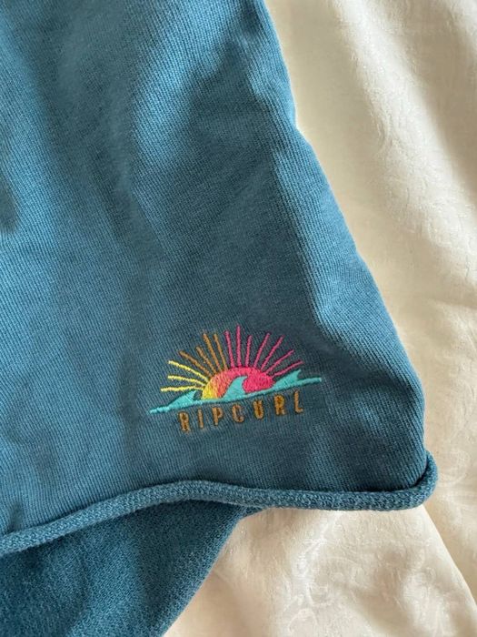 Rip curl голубые шорты с вышивкой