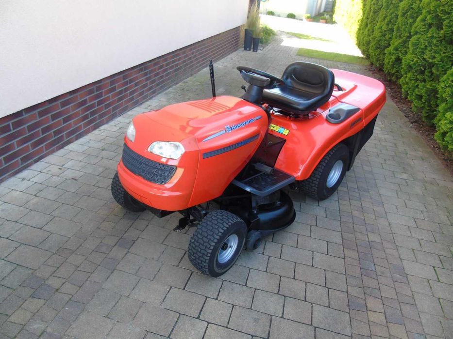 Traktorek kosiarka HUSQVARNA CTH 180 17,5 KM kosz automat PO SERWISIE