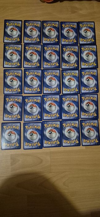 Pokémon TCG Lote 25 Cartas