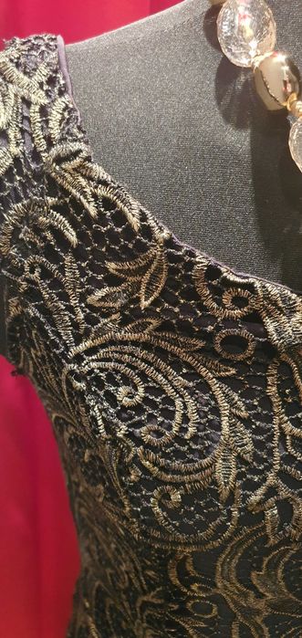 Sukienka elegancka czarno-złota roz.38