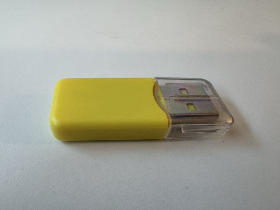 Leitor USB  de cartao micro SD