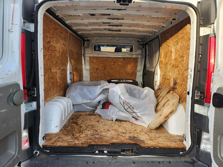 Рено трафік 2012 рік, 2,0 дизель,довга база